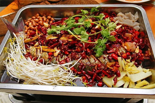 七星谷美食：万州烤鱼， 美味与美景共存