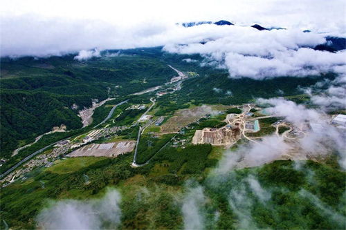 石棉烧烤：香气四溢