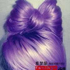 梦见把头发染成紫色是什么预兆？