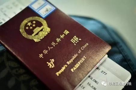 二、落地签：机场、港口，还有那些“不速之客”代办点