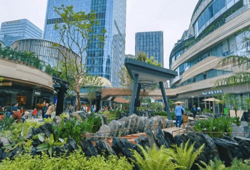 购物与美食：辣到怀疑人生
