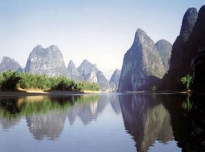 桂林高铁站旅游攻略：一场说走就走的混乱之旅