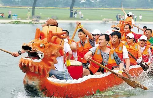 端午佳节，赛龙舟、吃粽子，传承千年民俗！
