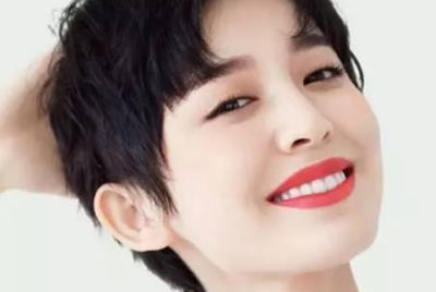 二、 额头宽阔是智慧与包容 (大女主翻盘)