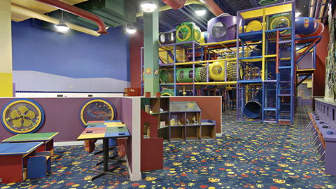 差异化洞察：2024年合肥高大端室内乐园均价上涨15%，  但设施更新鲜率不够30%