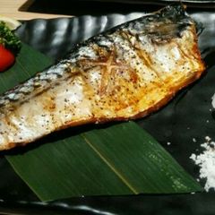 夜宵狂潮：从烧烤到创意甜品，一锅端！