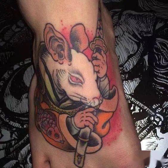 属鼠女孩纹身带财运吗？适合纹什么寓意吉祥的图案？