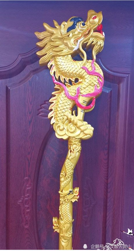寻龙杖这种风水工具，其长尾设计有何独特之处？