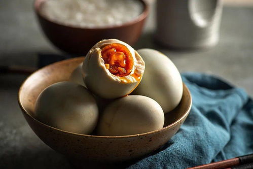 一、 阴阳交错——咸鸭蛋的阴性属性