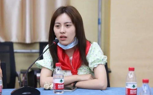 华口细小学：周边的地标故事与情感连接 (以及校长头上的鸽子)
