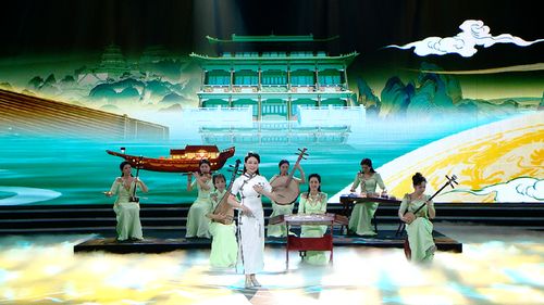 春节风俗：古今交融，传统焕新爆款庆典