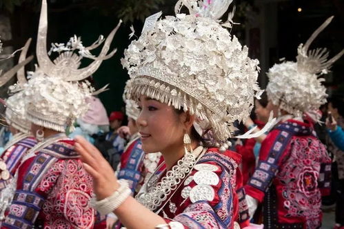 苗族服饰：千年传承，民族风情爆款！