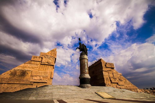 成吉思汗陵：草原上的超级英雄纪念碑