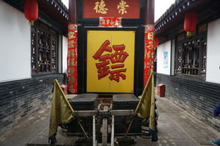 睡觉体验：躺在古董上