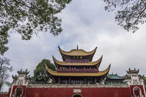 七、 洞庭湖的明珠与自然的鬼斧神工
