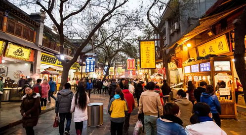 3.2 那些花花绿绿的特产店嫩买吗？