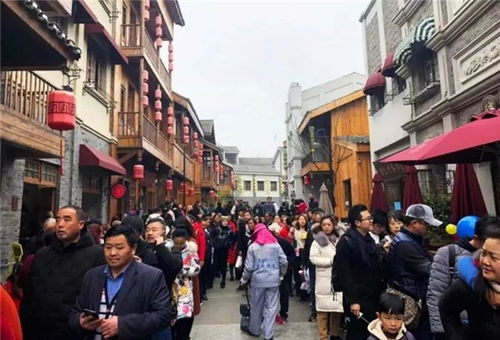 体验生活？我看是装模作样