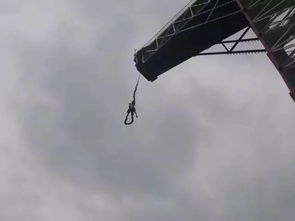 温州乐园：蹦极塔下能求婚