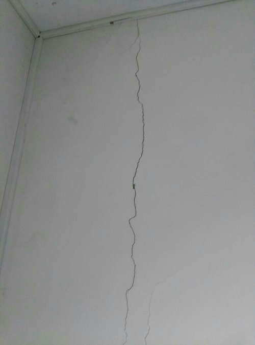 家中墙壁裂缝风水化解,家中墙壁裂缝风水化解