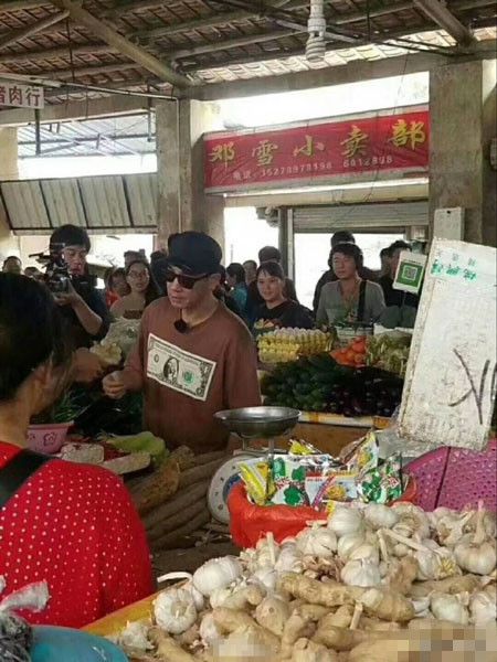 离谱！菜市场里居然藏着潮流圣地！
