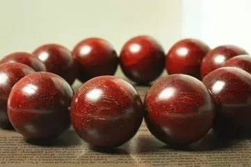 小叶紫檀树风水摆放,小叶紫檀树风水摆放