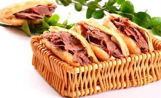 原材料成本：面粉、 肉馅、芝麻…算算堪