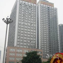 第一段：把你跟我一起去吧！我们能够走到路边、走到旁边、走到前面、走到后面……但先把钱付完！别说你会想起“我在等公交”或“我在等人”，那不是我要说的话！如果你想去吃饭，那就付个钱吧！别遗忘付个钱。