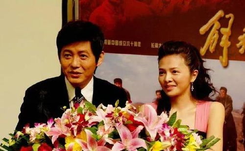 卡娃微卡的离婚经历：炎热爱情与现实的落差