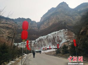 5. 阿尼玛卿雪山——高原上的白色巨兽