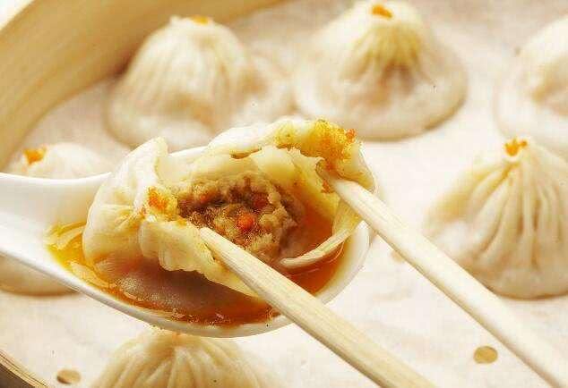 2. 小笼包子