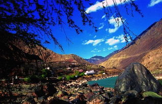 第一天：理塘县城瞎逛