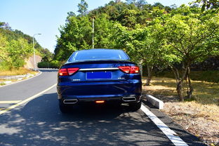 属鸡的朋友：大吉大利