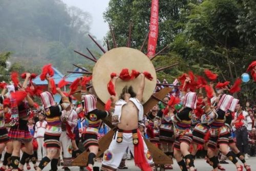 基诺族节日风俗：神秘狂欢，传承千年非遗
