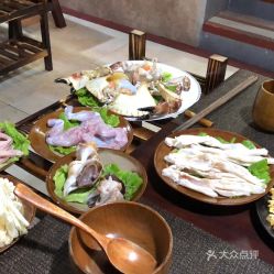 四、美食探秘后来啊探出一肚子油水