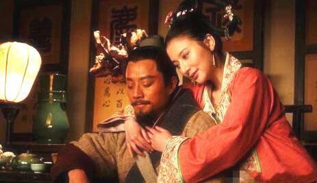 杂乱无章但充满真实感 —— 噪音+情绪=混沌