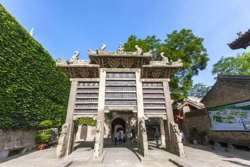 4. 白马寺山植物园：绿意盎然的避暑胜地