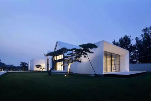 悉尼那个破美术馆：热成狗的时候可以进去吹空调