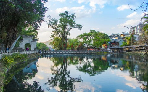 三、古镇之旅：沉重拾江南水墨风情