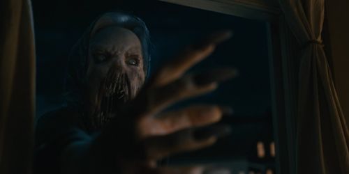 梦魇的前兆：一只黑色的蝴蝶