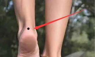 脚侧面、脚踝有痣：停下来就完蛋？！太恐怖了
