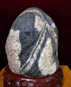 泰山石敢当开光需要哪些物品？不开光也能起到作用吗？