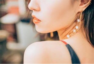 水瓶女：肺部解剖图强迫症