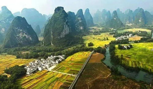 1. 乱入的穿越——凭祥友谊关的“随意门”
