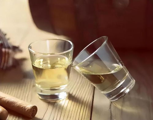 每日二两白酒的影响
