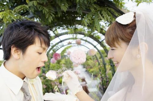 八字带魁罡的男人命运如何，对老婆好吗？