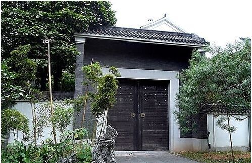 二、对角煞：那种看似温柔却刺刀般的威胁