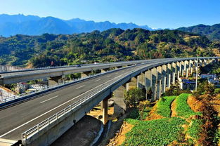 1. 考虑天气与行路状况