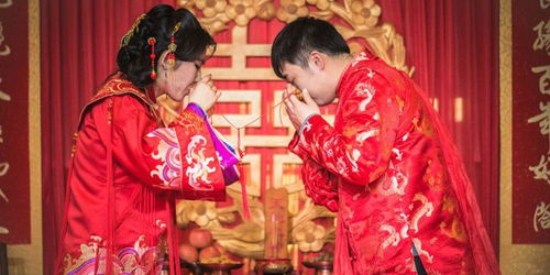 彩礼风俗：千年传承，婚嫁之礼，百度热搜揭秘！