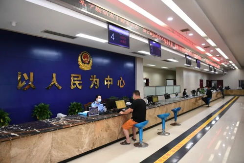 附近有公交站吗？别问了！