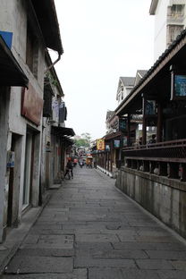 1. 仓桥直街：时光倒流至清末民初